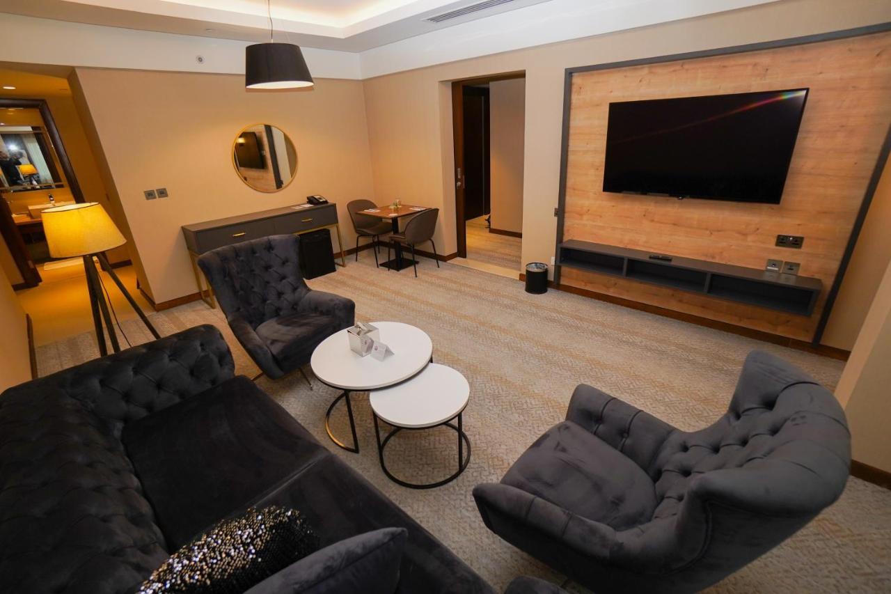 The Grand Lux Hotel Doha Dış mekan fotoğraf