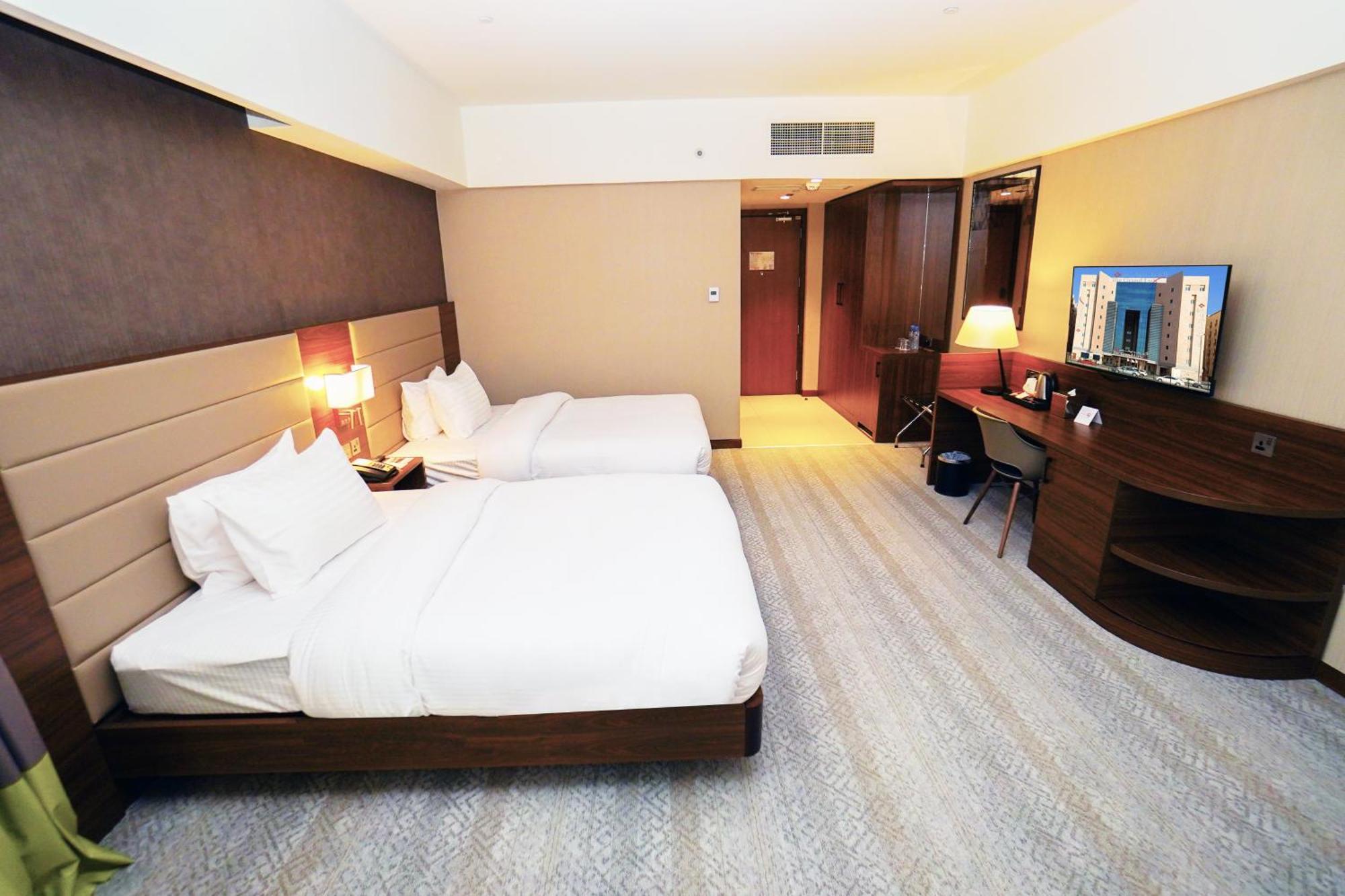 The Grand Lux Hotel Doha Dış mekan fotoğraf Deluxe Room